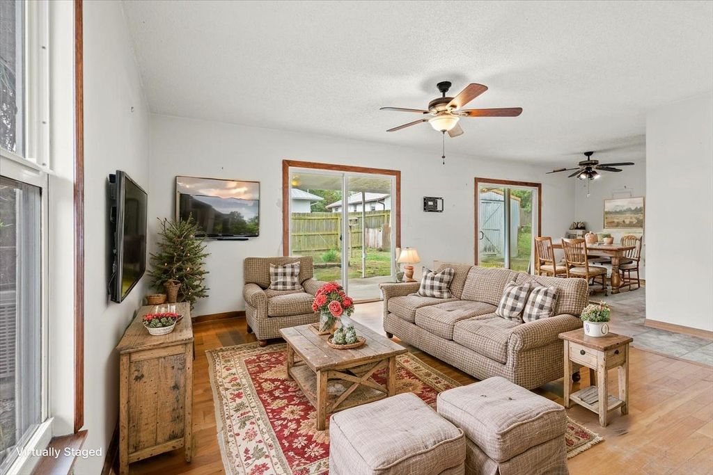 233 13th Street SW, Vero Beach, FL 32962