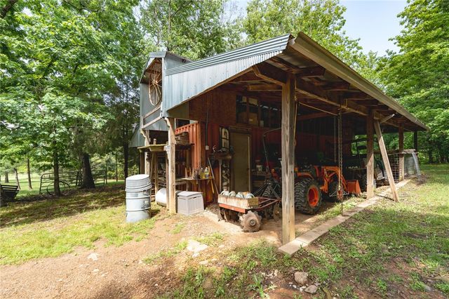 22623 Mason Road, Fayetteville, AR 72703