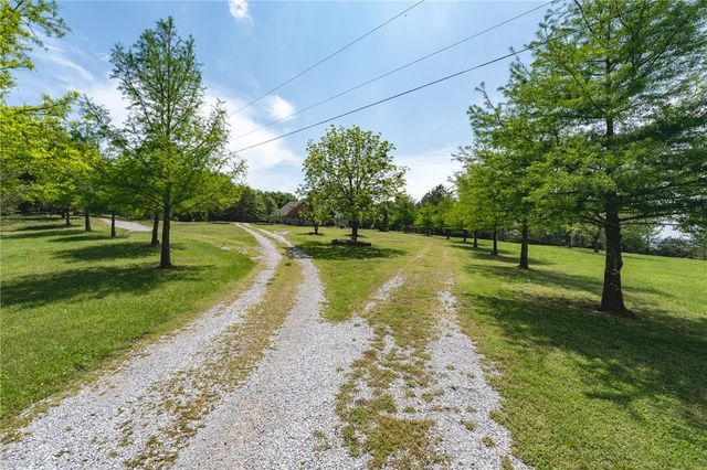 22623 Mason Road, Fayetteville, AR 72703