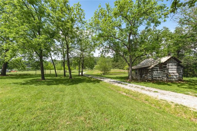 22623 Mason Road, Fayetteville, AR 72703
