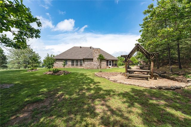 22623 Mason Road, Fayetteville, AR 72703