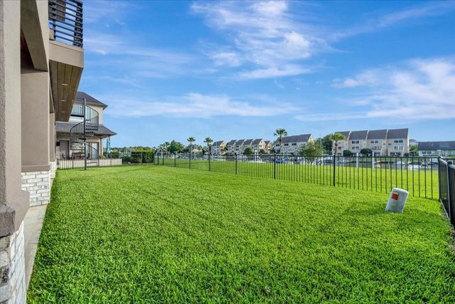 725 Pegasus Lane, League City, TX 77573
