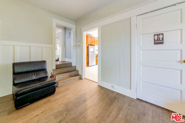 107 S Rampart Boulevard, Los Angeles, CA 90057