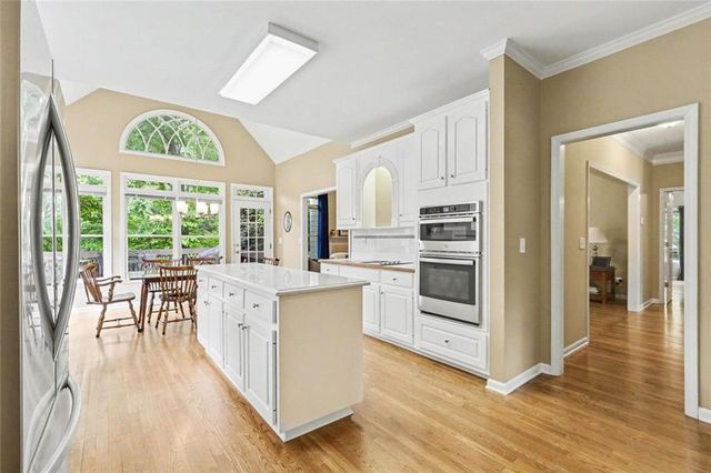 2737 Duncans View Trace NE, Buford, GA 30519