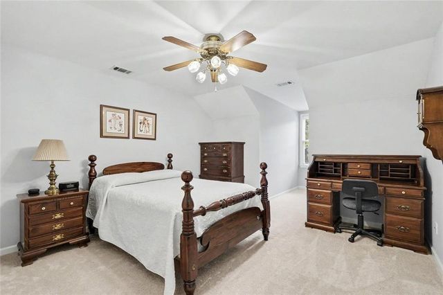 2737 Duncans View Trace NE, Buford, GA 30519