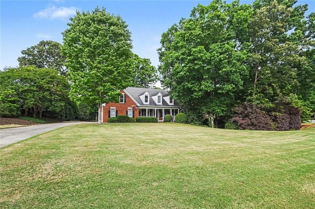 2737 Duncans View Trace NE, Buford, GA 30519