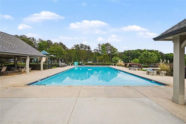 2737 Duncans View Trace NE, Buford, GA 30519