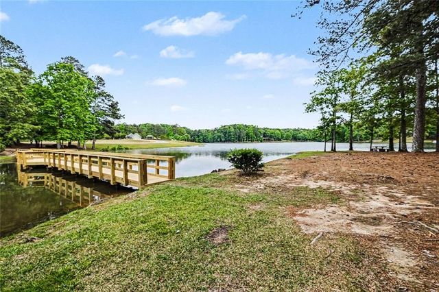 2737 Duncans View Trace NE, Buford, GA 30519