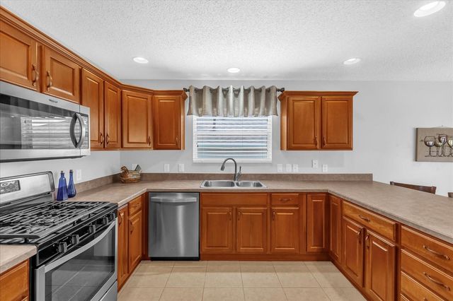 401 BISHOPVILLE LOOP, The Villages, FL 32162