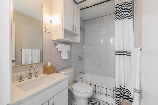 4901 Bryce Avenue A, Fort Worth, TX 76107