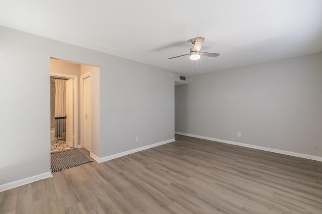 4901 Bryce Avenue A, Fort Worth, TX 76107
