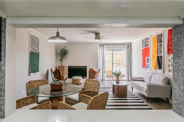 4901 Bryce Avenue A, Fort Worth, TX 76107