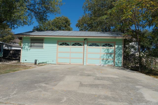 4707 Erin, San Antonio, TX 78217