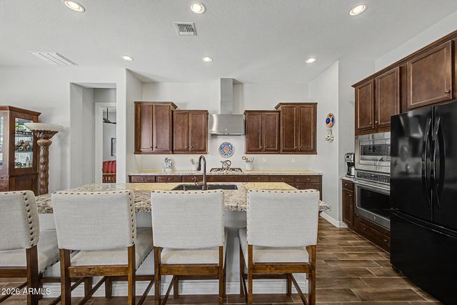 18471 W PARADISE Lane, Surprise, AZ 85388