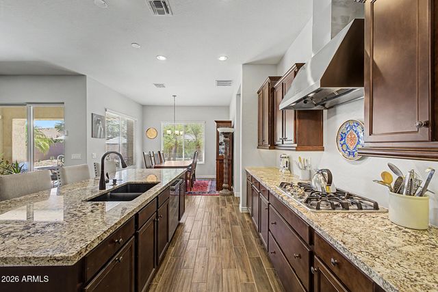 18471 W PARADISE Lane, Surprise, AZ 85388