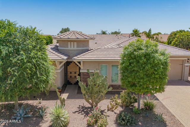18471 W PARADISE Lane, Surprise, AZ 85388