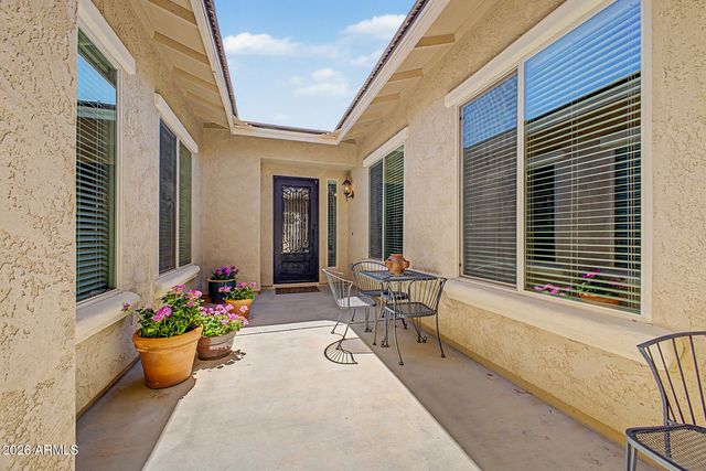 18471 W PARADISE Lane, Surprise, AZ 85388
