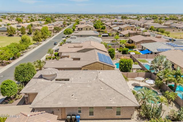 18471 W PARADISE Lane, Surprise, AZ 85388