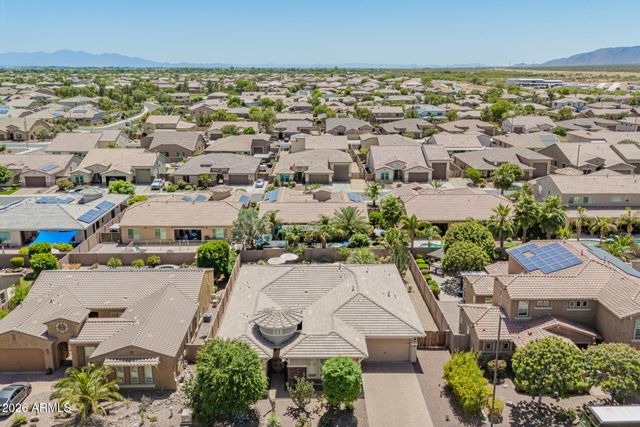 18471 W PARADISE Lane, Surprise, AZ 85388