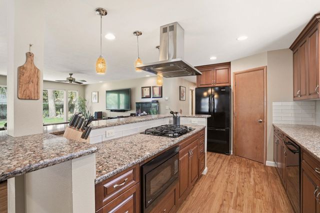 4708 S HELENA St, Spokane, WA 99223