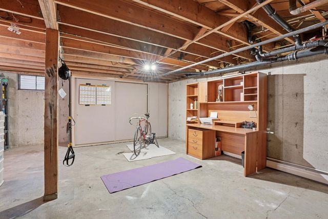4708 S HELENA St, Spokane, WA 99223