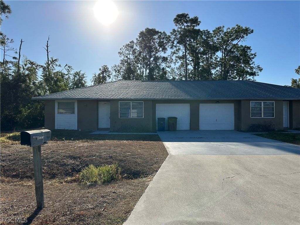 2429 George AVE S 2431, Lehigh Acres, FL 33973