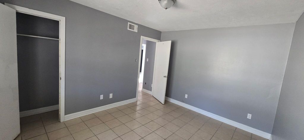 2415 Southmore Boulevard, Houston, TX 77004