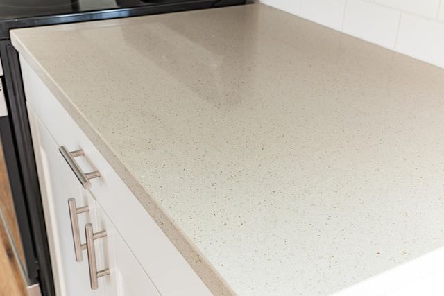 36 Round Prairie Road, Louisburg, MO 65685