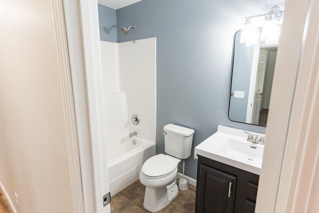 36 Round Prairie Road, Louisburg, MO 65685