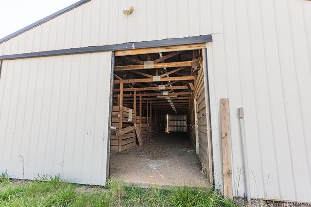 36 Round Prairie Road, Louisburg, MO 65685