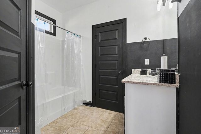 129 Limbaugh Valley Drive, Mcdonough, GA 30252