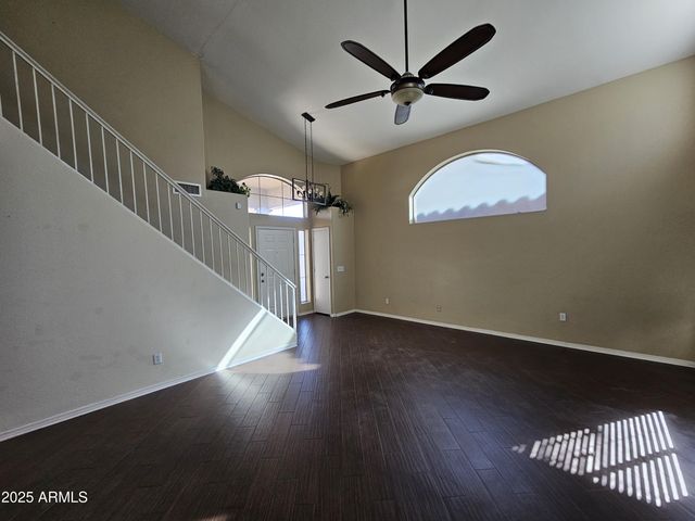 393 W Colt Road, Tempe, AZ 85284