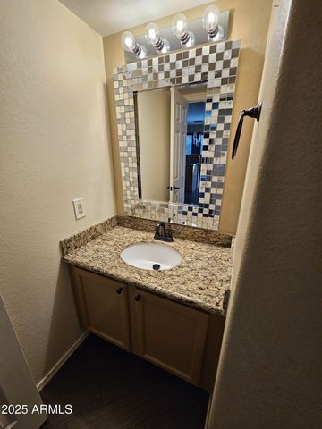 393 W Colt Road, Tempe, AZ 85284