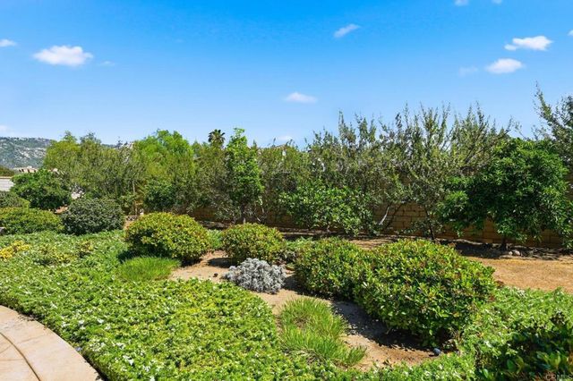 363 Melbourne Glen, Escondido, CA 92026