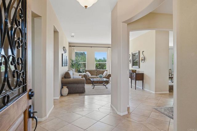 363 Melbourne Glen, Escondido, CA 92026