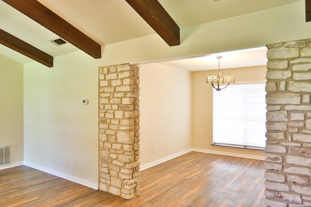 131 CREEKSIDE DR, Boerne, TX 78006