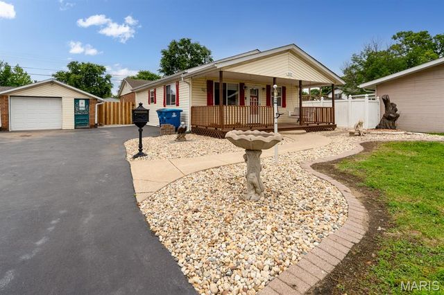 3009 Warren Avenue, Granite City, IL 62040