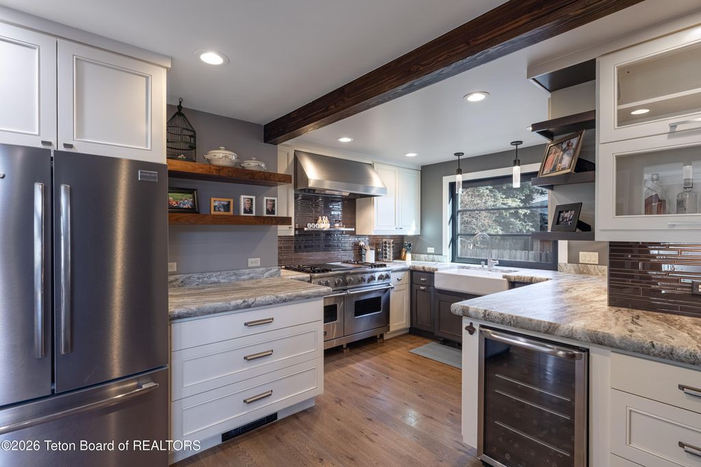 3016 ALPINE VIEW Lane, Jackson, WY 83001 photo 3