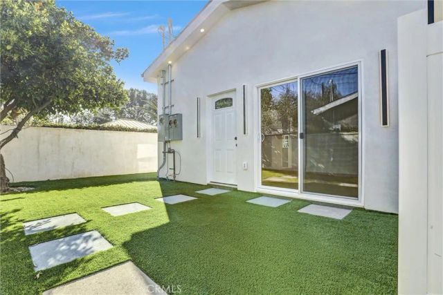 8626 Lubao Avenue, Winnetka, CA 91306