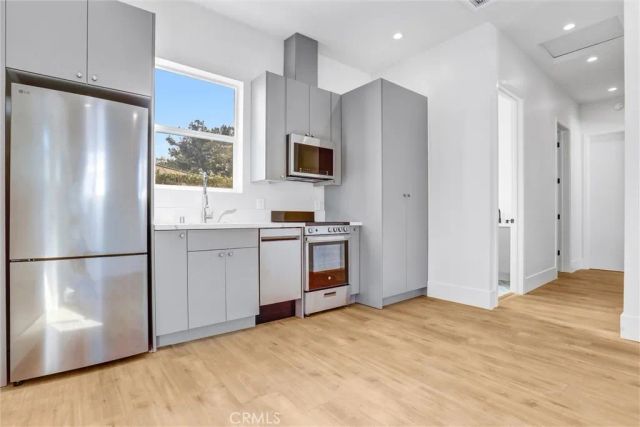 8626 Lubao Avenue, Winnetka, CA 91306