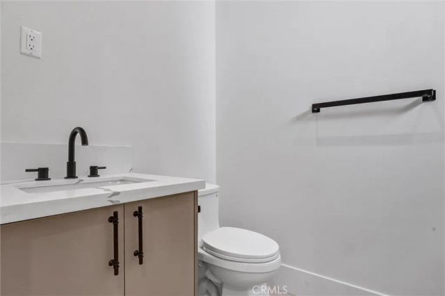 8626 Lubao Avenue, Winnetka, CA 91306