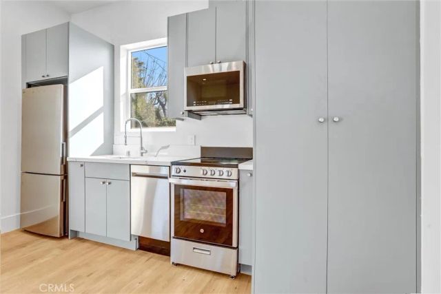 8626 Lubao Avenue, Winnetka, CA 91306