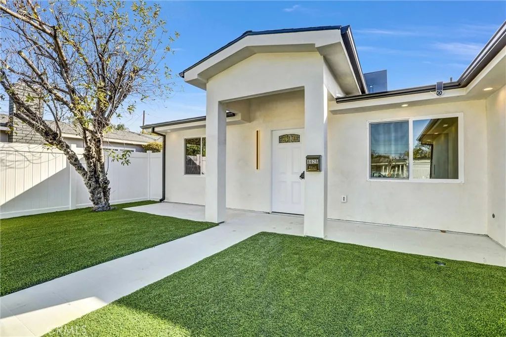 8626 Lubao Avenue, Winnetka, CA 91306