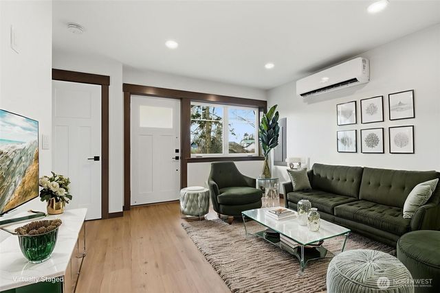 1281 Admirals Drive, Coupeville, WA 98236