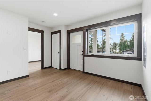 1281 Admirals Drive, Coupeville, WA 98236