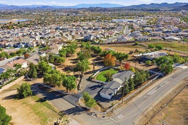 24765 Las Flores Drive, Canyon Lake, CA 92587