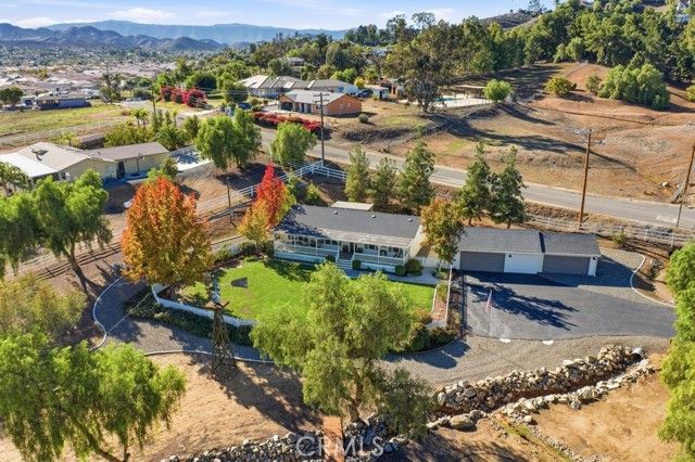 24765 Las Flores Drive, Canyon Lake, CA 92587