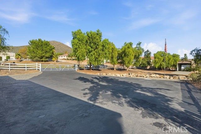 24765 Las Flores Drive, Canyon Lake, CA 92587