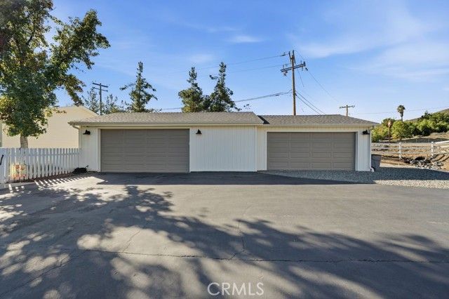 24765 Las Flores Drive, Canyon Lake, CA 92587