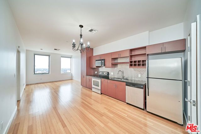 3810 Wilshire Boulevard 1708, Los Angeles, CA 90010